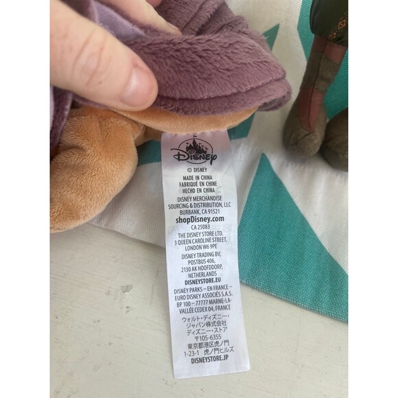 Raya and Tuk tuk The Last Dragon Plush 10" Doll Stuffed Toy Disney Store tuk tuk - Picture 2 of 4